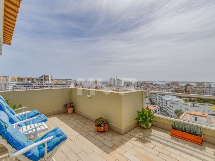 Image No.25-2 Bed Apartment for sale