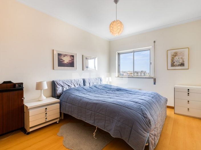 Image No.8-2 Bed Apartment for sale