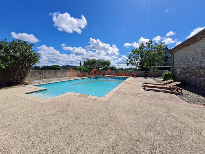 Image No.15-7 Bed House for sale