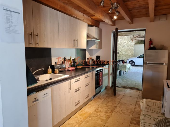 Image No.6-7 Bed House for sale