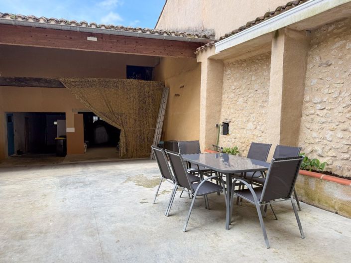 Image No.12-7 Bed House for sale