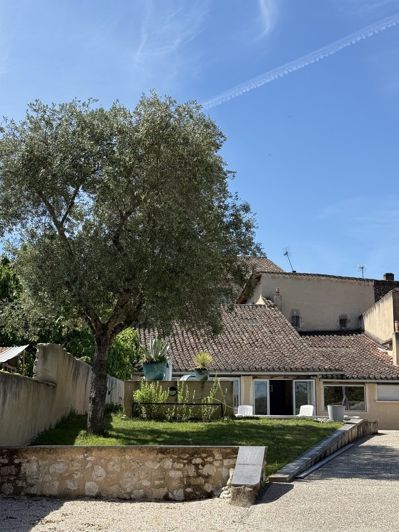 Image No.17-7 Bed House for sale
