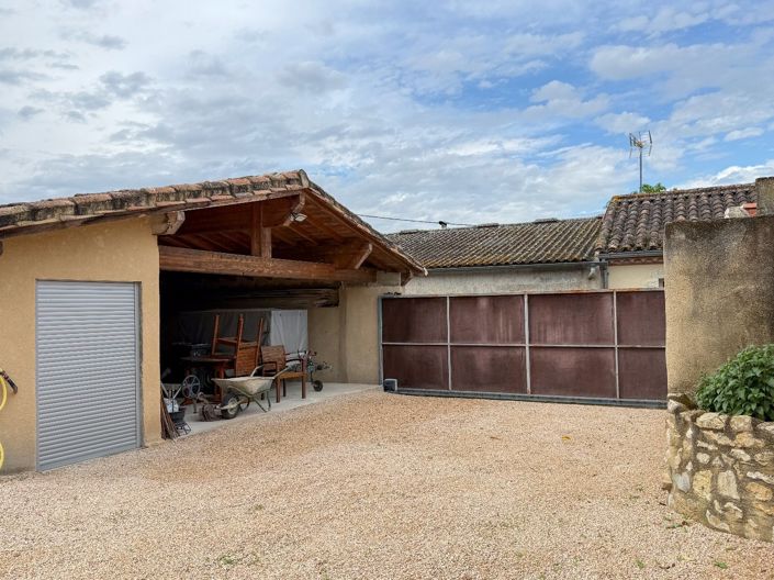 Image No.18-7 Bed House for sale