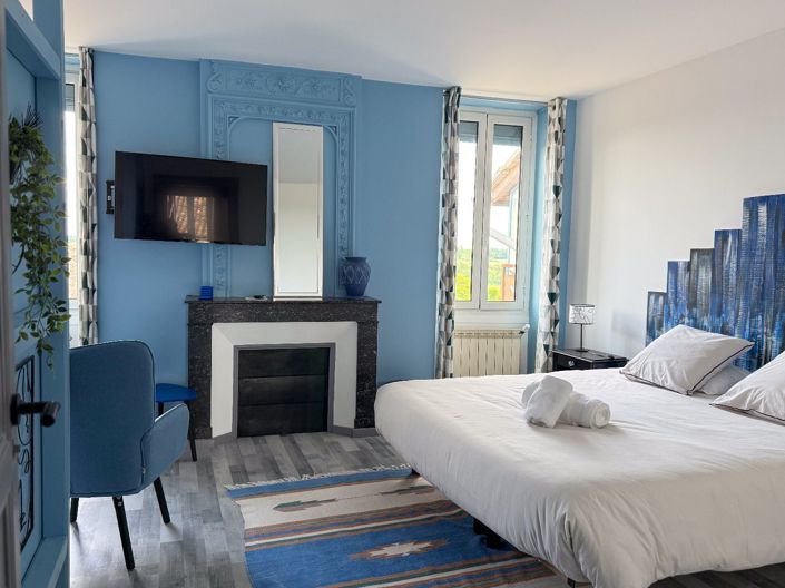 Image No.6-7 Bed House for sale