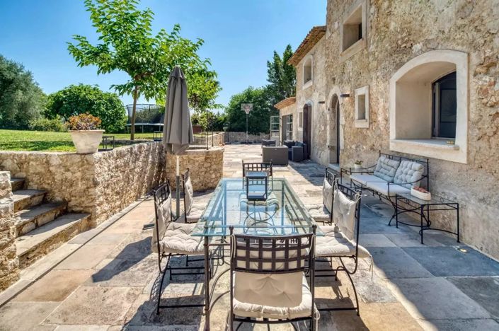 Image No.10-5 Bed House for sale