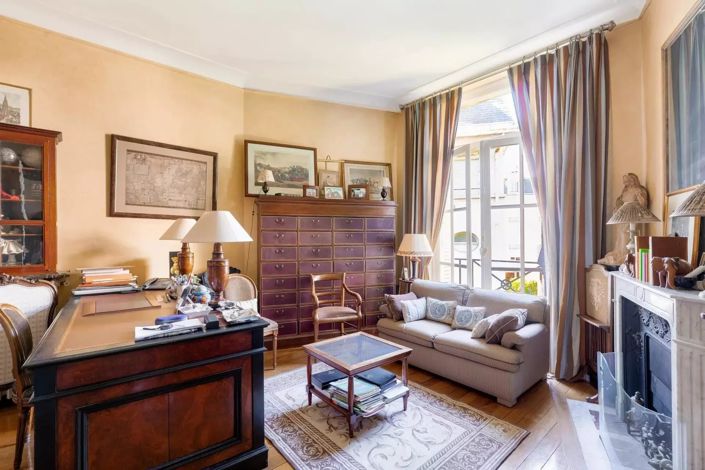 Image No.10-7 Bed House for sale