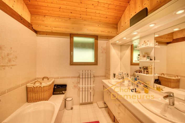 Image No.14-4 Bed House for sale