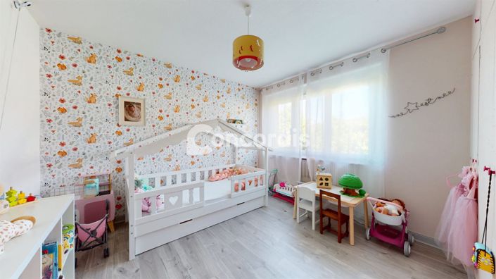 Image No.13-6 Bed House for sale
