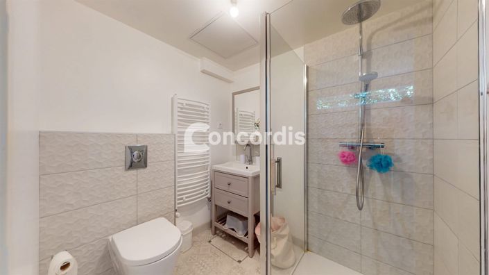 Image No.14-6 Bed House for sale