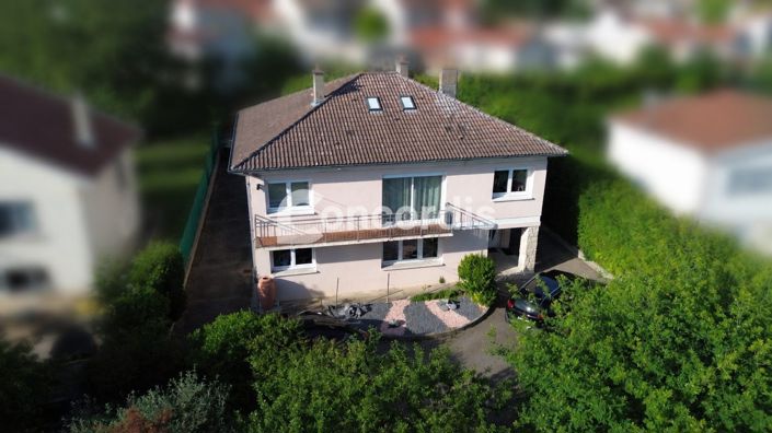 Image No.17-6 Bed House for sale