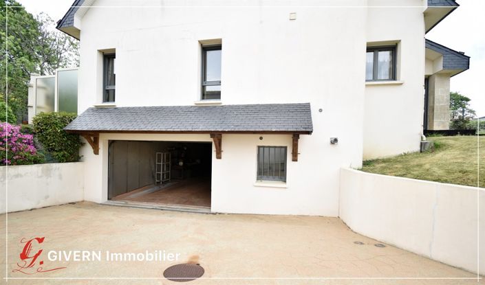 Image No.2-5 Bed Property for sale