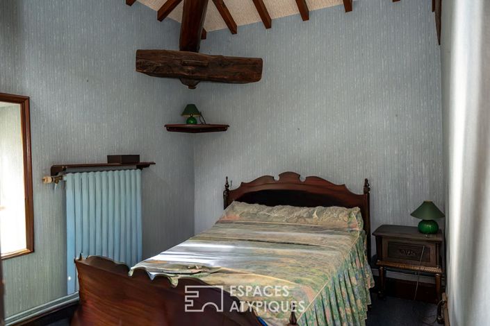 Image No.12-7 Bed Property for sale