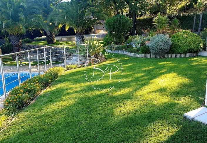 Image No.16-4 Bed House for sale