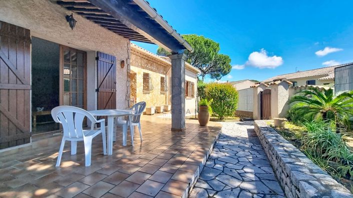 Image No.3-3 Bed House for sale