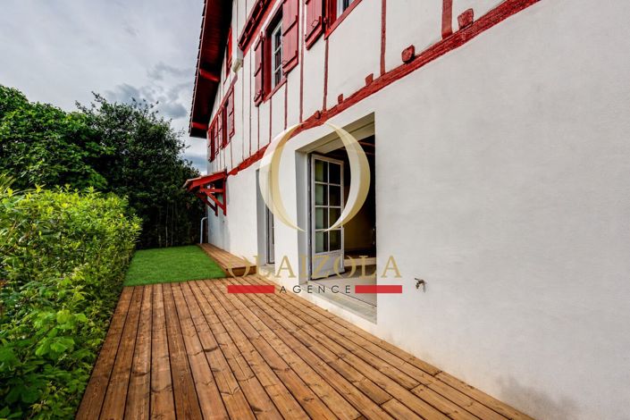 Image No.9-4 Bed House for sale
