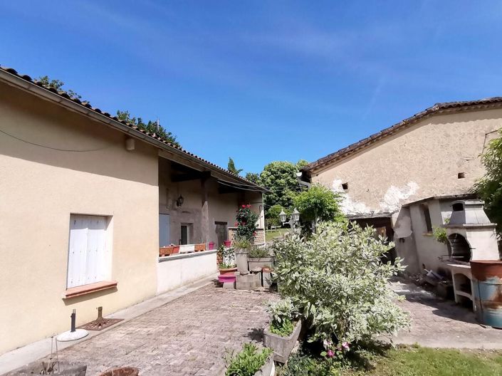 Image No.2-3 Bed House for sale