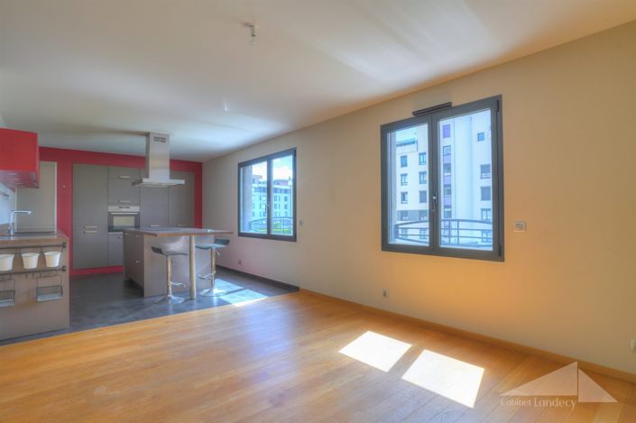 Image No.2-Appartement de 3 chambres à vendre à Saint-Genis-Pouilly