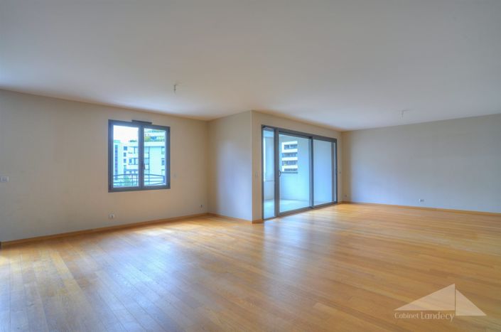 Image No.3-Appartement de 3 chambres à vendre à Saint-Genis-Pouilly