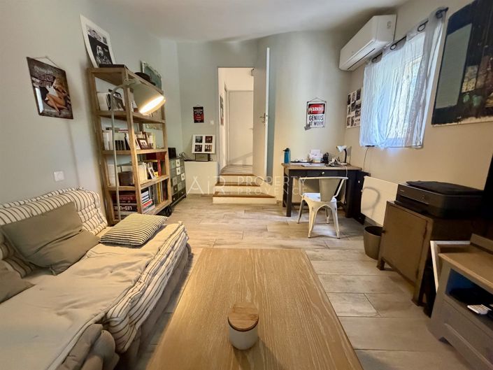 Image No.13-3 Bed House for sale