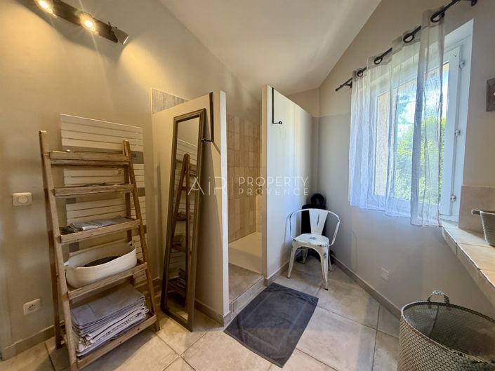 Image No.16-3 Bed House for sale