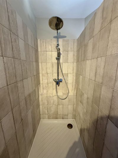 Image No.17-3 Bed House for sale