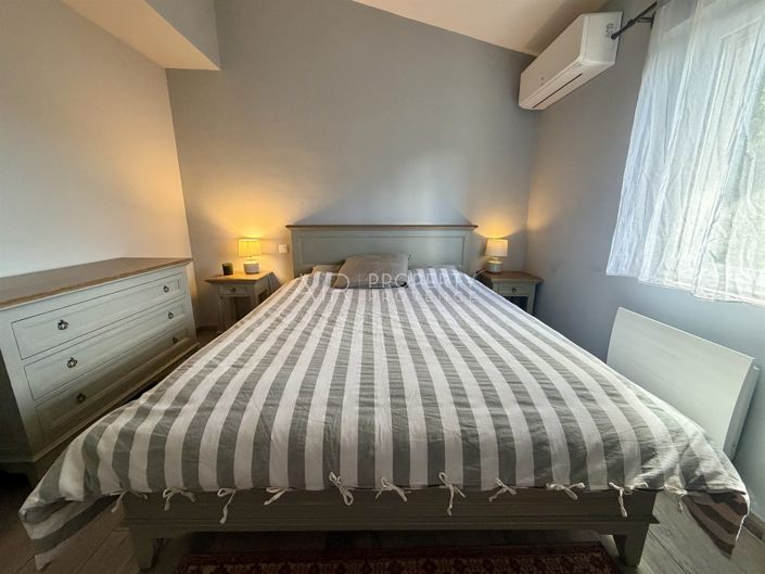 Image No.19-3 Bed House for sale