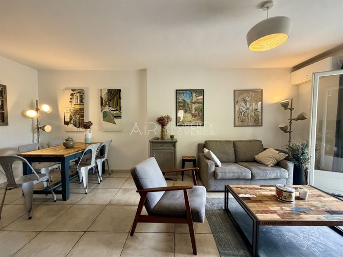 Image No.2-3 Bed House for sale