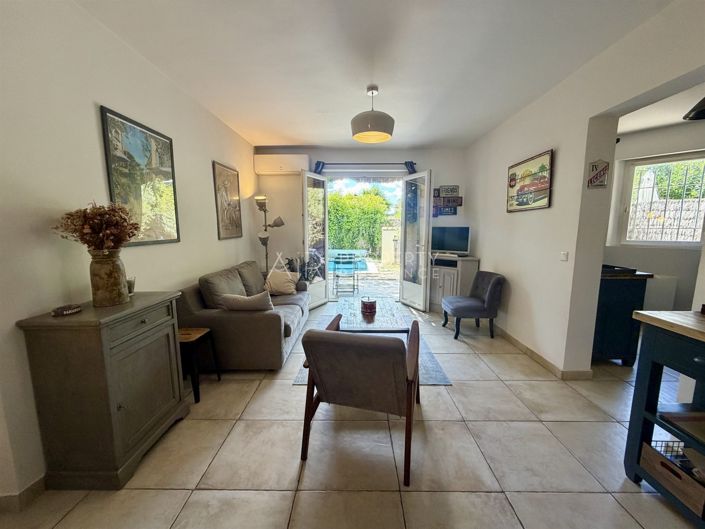 Image No.7-3 Bed House for sale