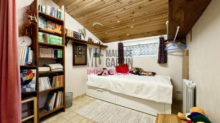Image No.19-5 Bed House for sale
