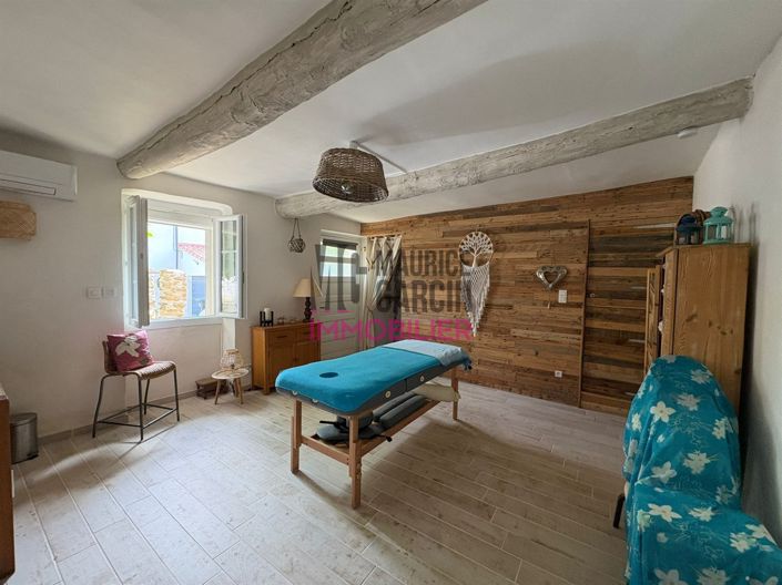 Image No.10-5 Bed House for sale