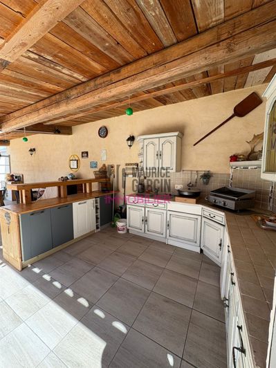 Image No.5-5 Bed House for sale
