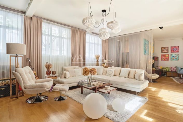 Image No.16-4 Bed House for sale