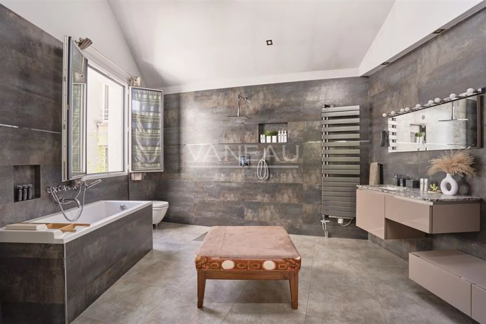 Image No.7-4 Bed House for sale