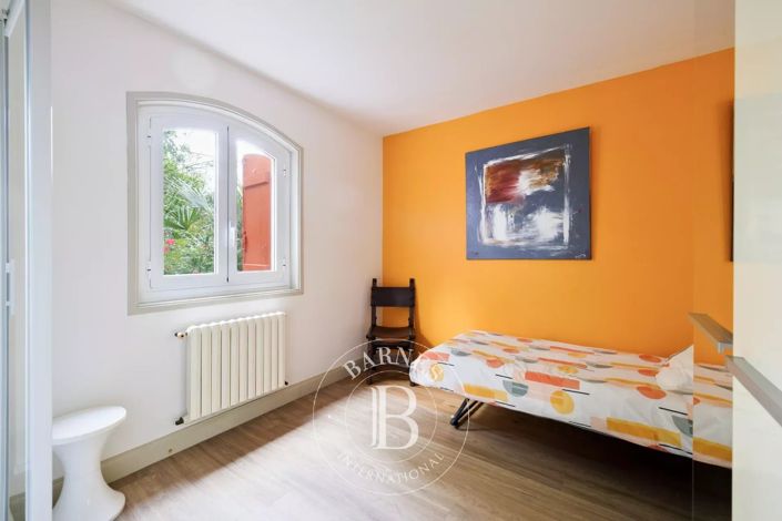 Image No.16-4 Bed Apartment for sale