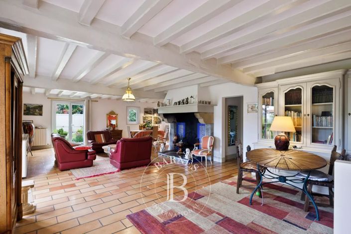 Image No.4-4 Bed Apartment for sale