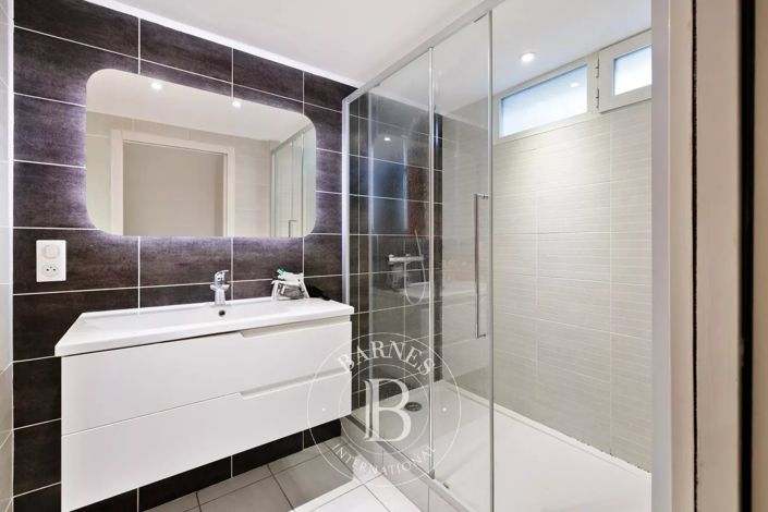 Image No.14-4 Bed House for sale