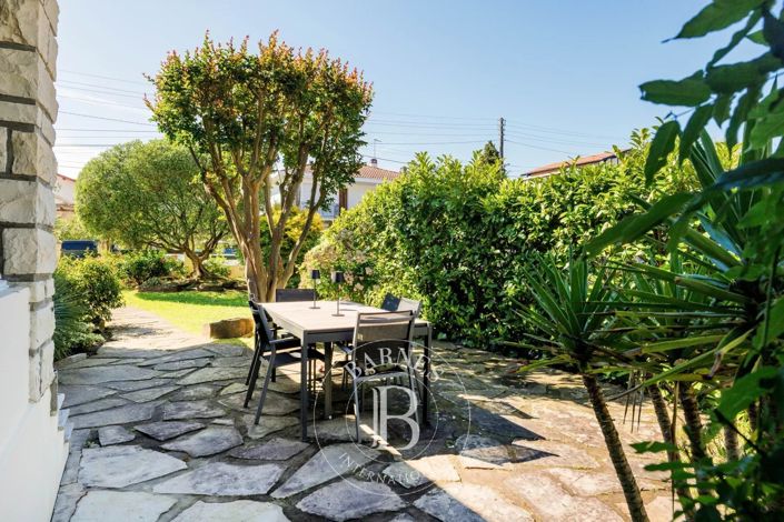 Image No.5-4 Bed House for sale