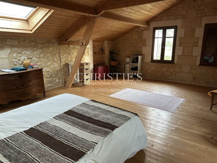 Image No.12-3 Bed House for sale