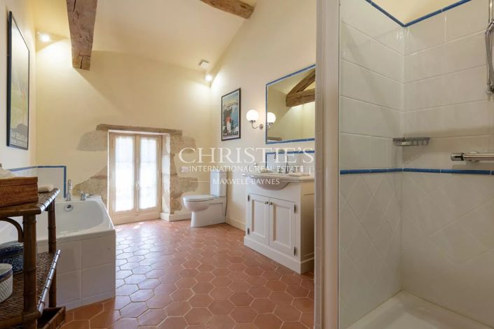 Image No.21-Propriété de 8 chambres à vendre à Auch