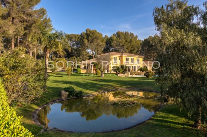 Image No.2-4 Bed House for sale