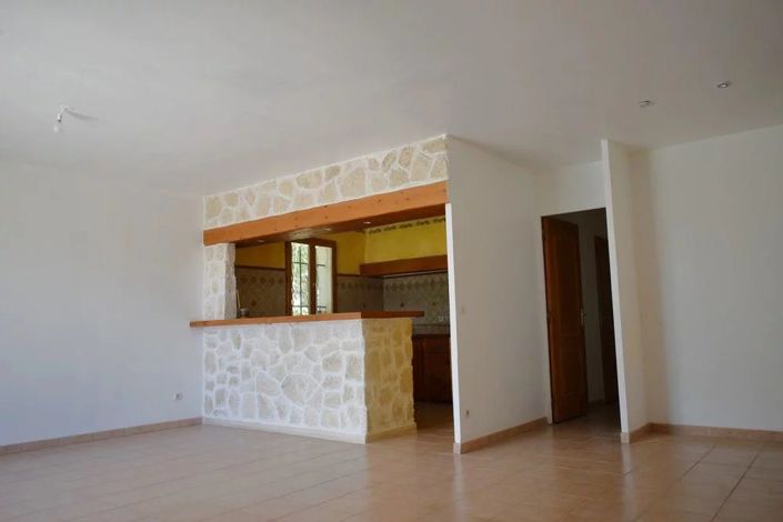 Image No.5-3 Bed House for sale