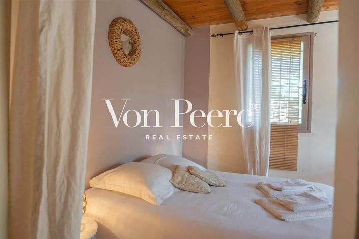 Image No.11-4 Bed House for sale