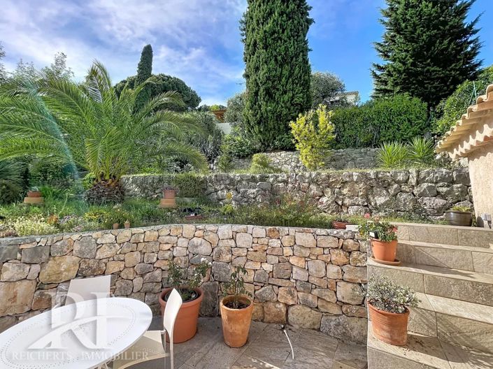 Image No.10-4 Bed House for sale