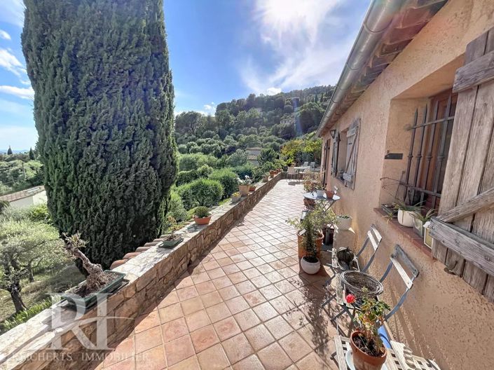 Image No.13-4 Bed House for sale