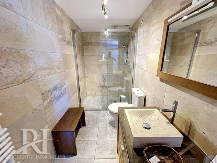Image No.21-4 Bed House for sale