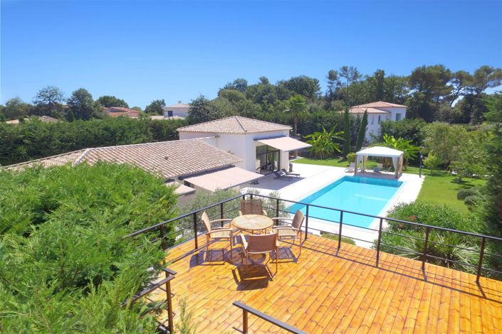 Image No.19-6 Bed House for sale