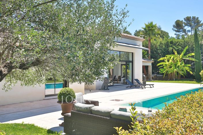 Image No.21-6 Bed House for sale