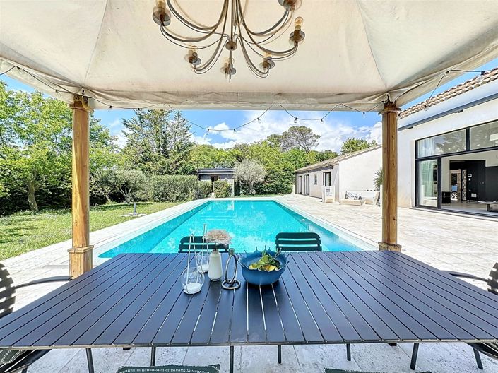Image No.25-6 Bed House for sale