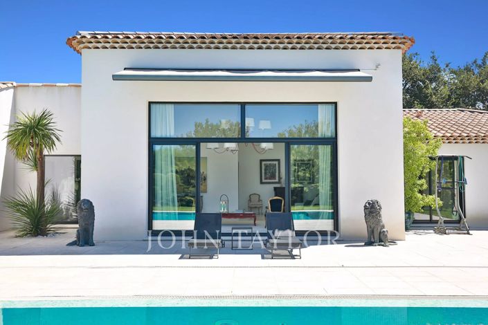 Image No.26-6 Bed House for sale