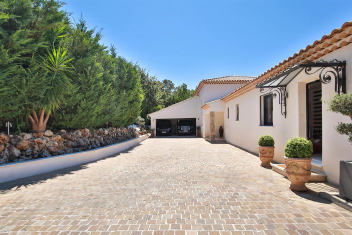 Image No.6-6 Bed House for sale